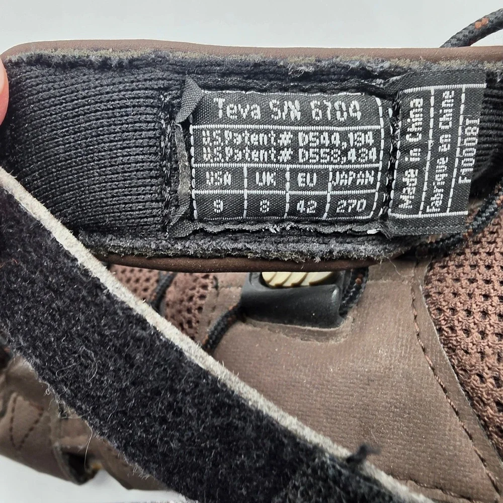 Teva Dozer 6700 Hiking Sandals Mens 9 Brown‎ Good Closed Toe Hybrid Water Shoes